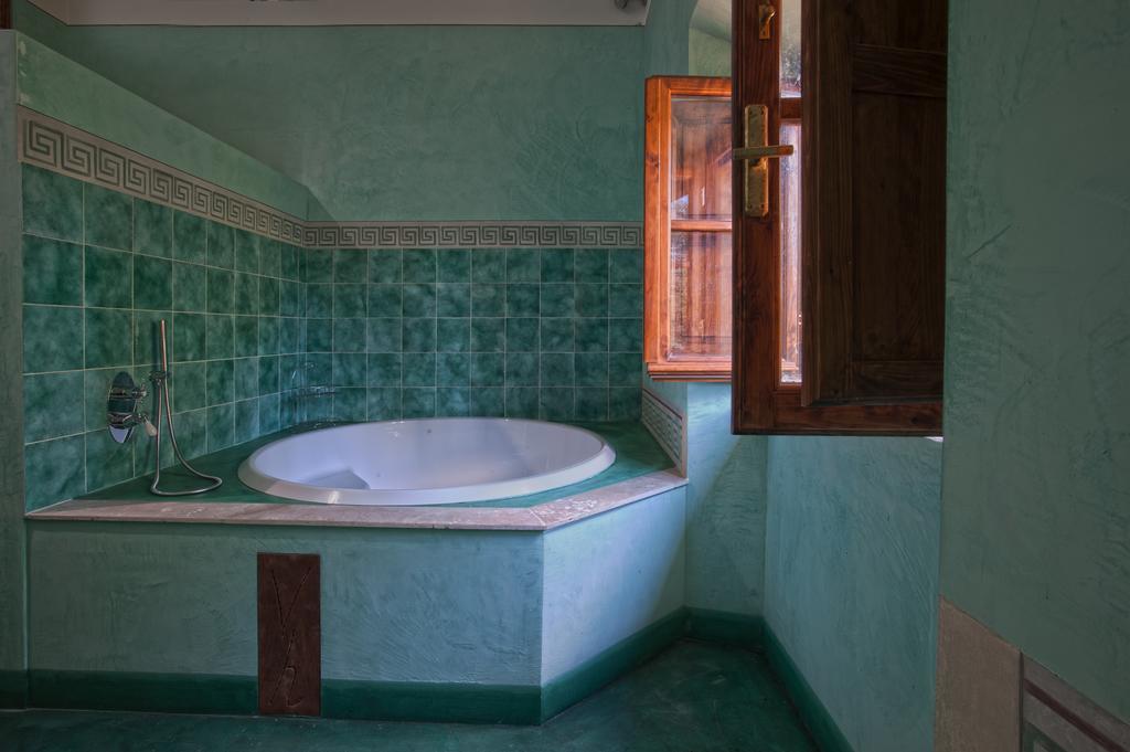 Villa Humbourg Certaldo Bagian luar foto